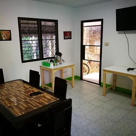 Stay With Jame Hostel Chiang Mai Exterior photo