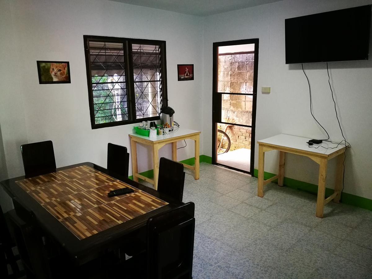 Stay With Jame Hostel Chiang Mai Exterior photo