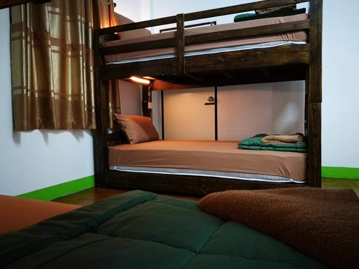 Stay With Jame Hostel Chiang Mai Exterior photo
