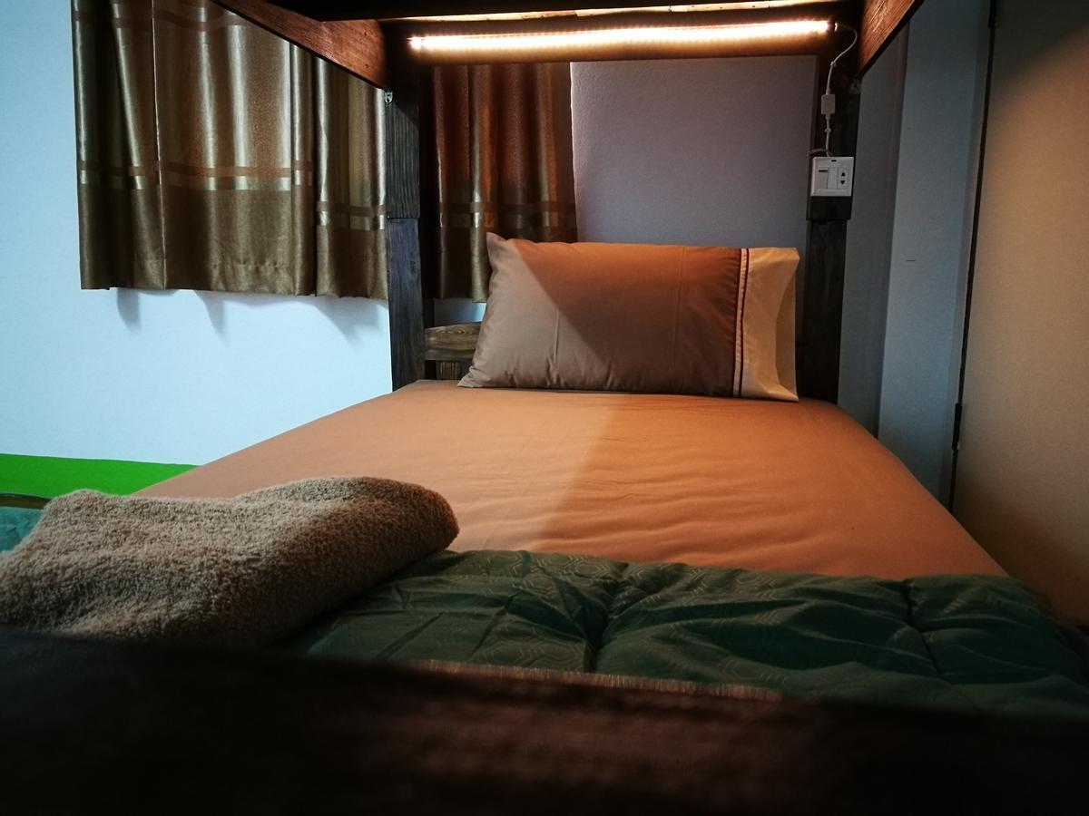 Stay With Jame Hostel Chiang Mai Exterior photo